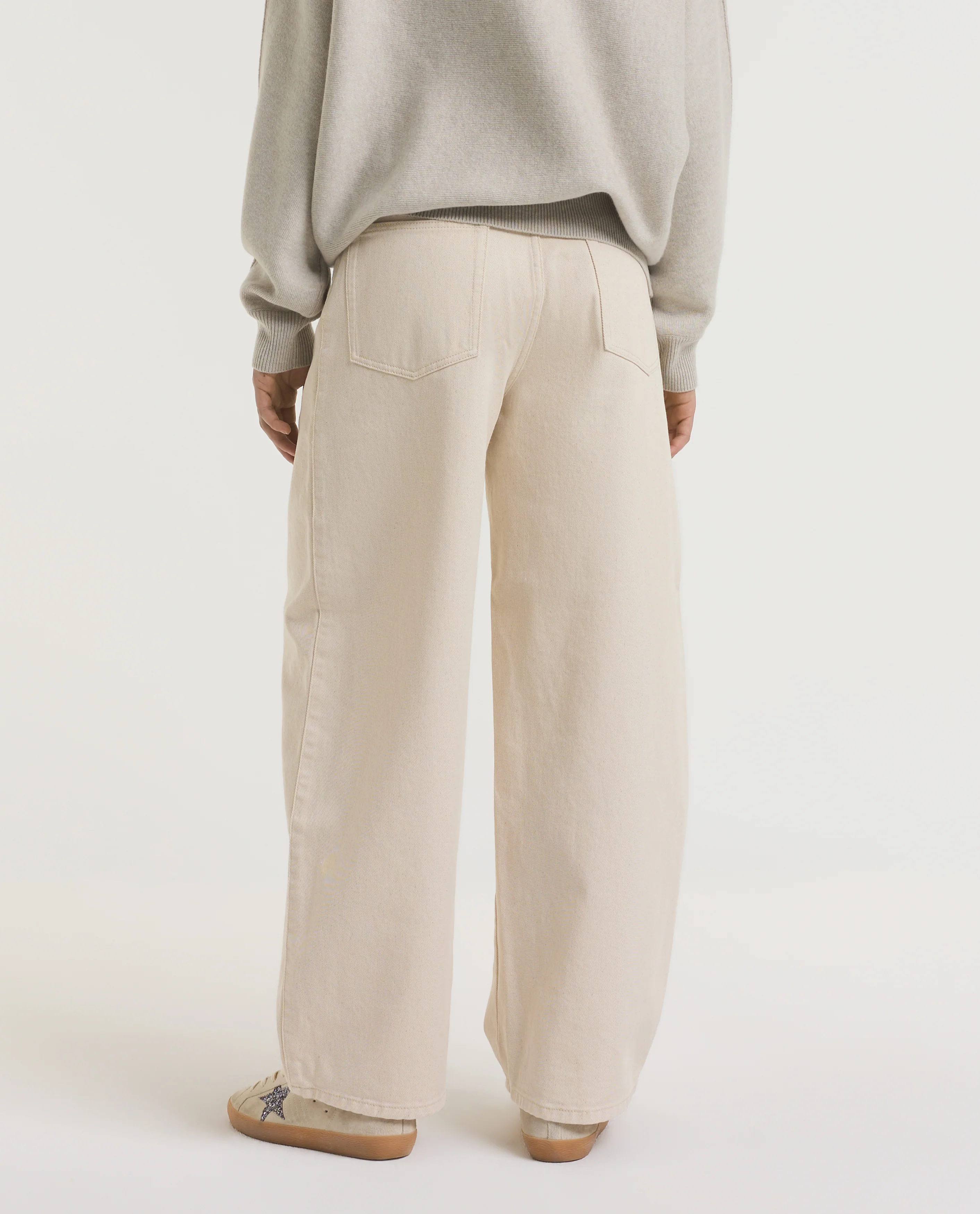 Barrel Leg Jeans - Image 4