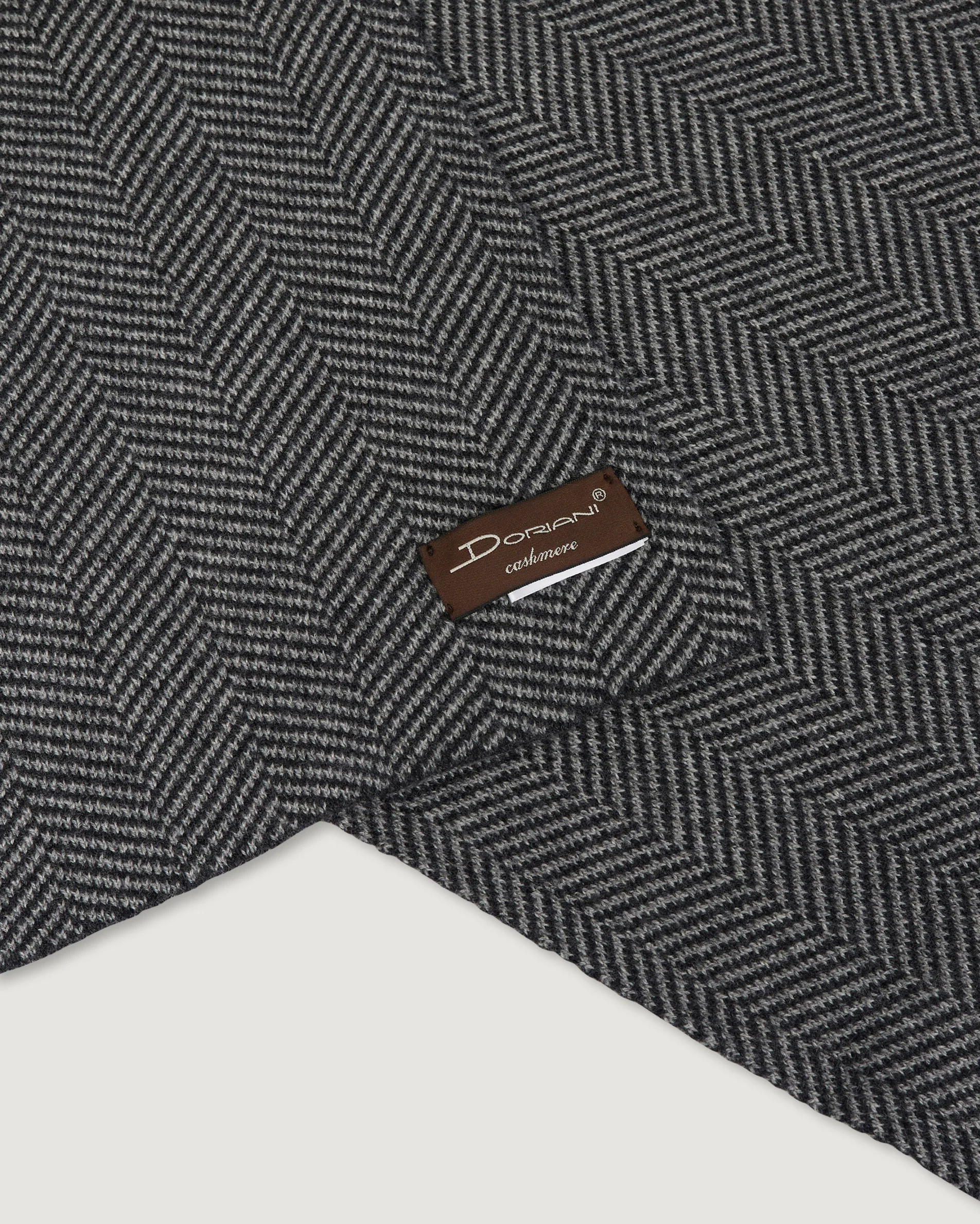 Cashmere Shawl - Image 4