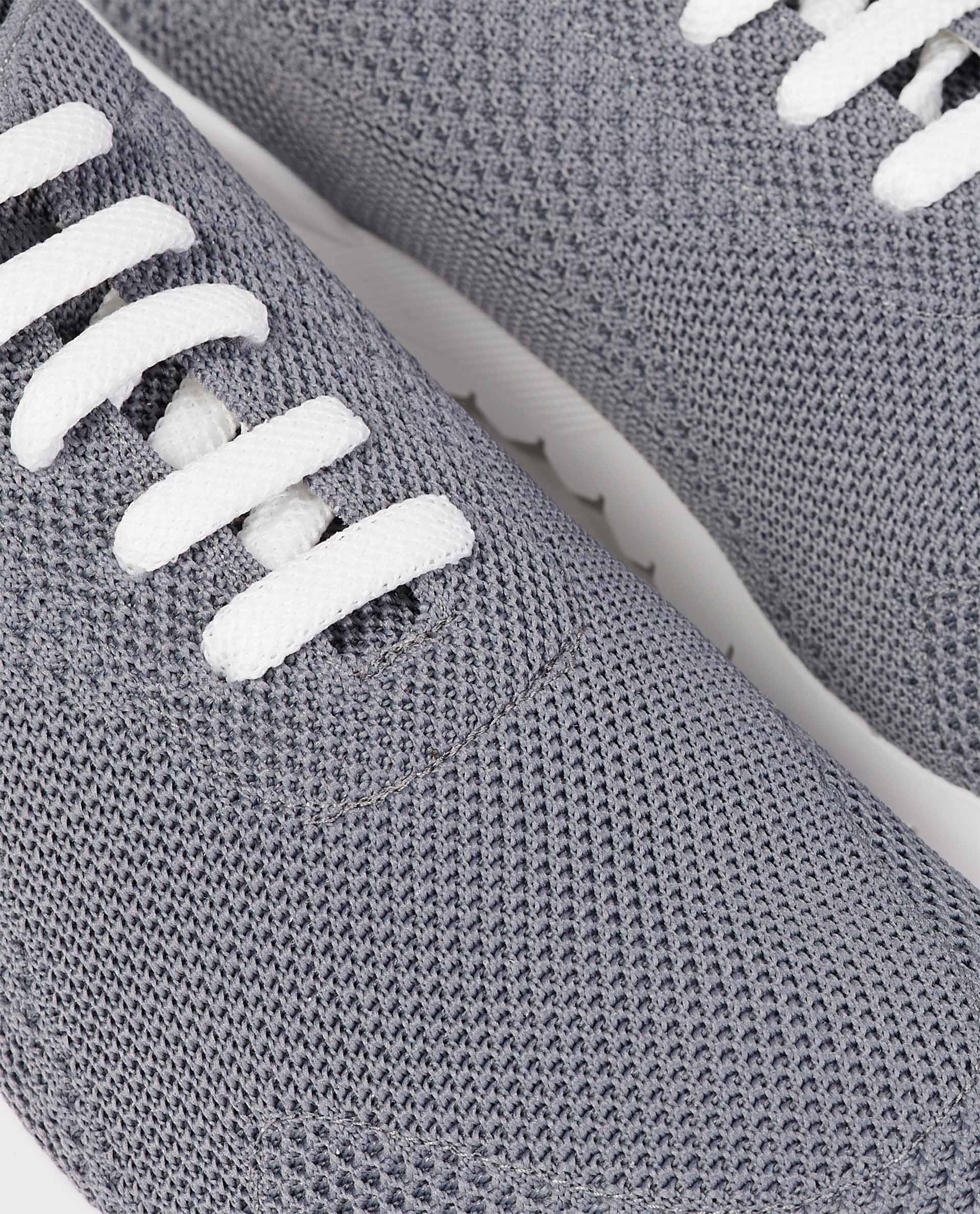 Fits Sneaker - Image 6