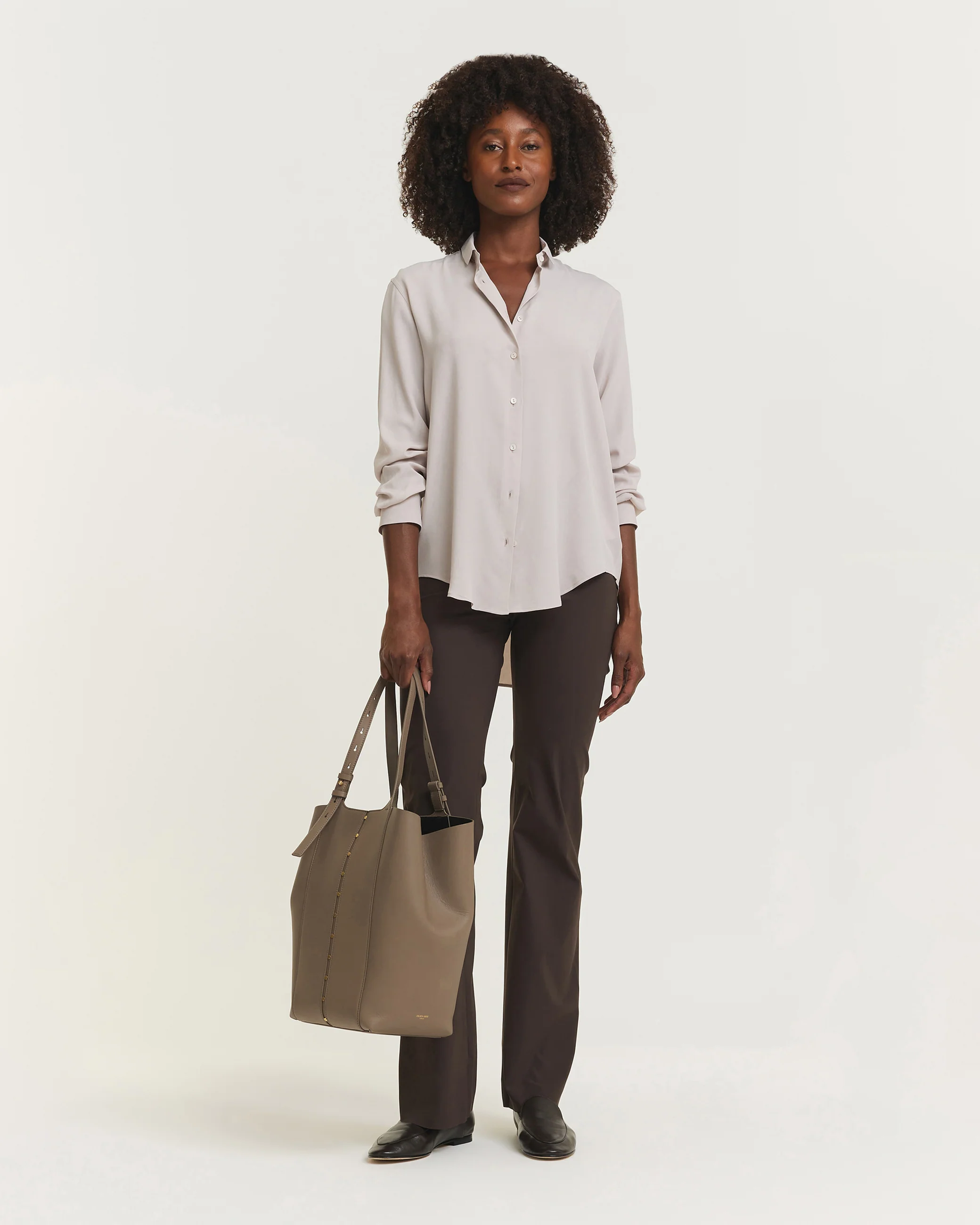Flowy Zijden Blouse - Lichtgrijs - Image 3