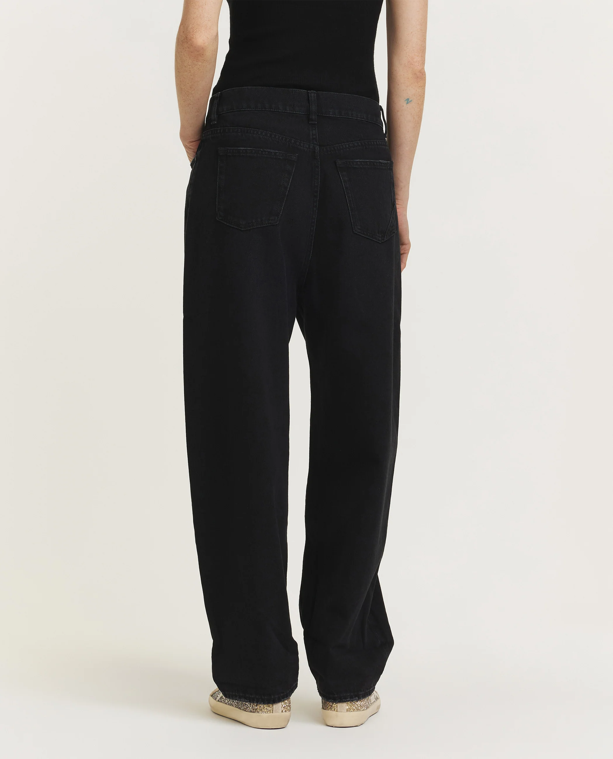 Skater boyfriend jeans - Image 4