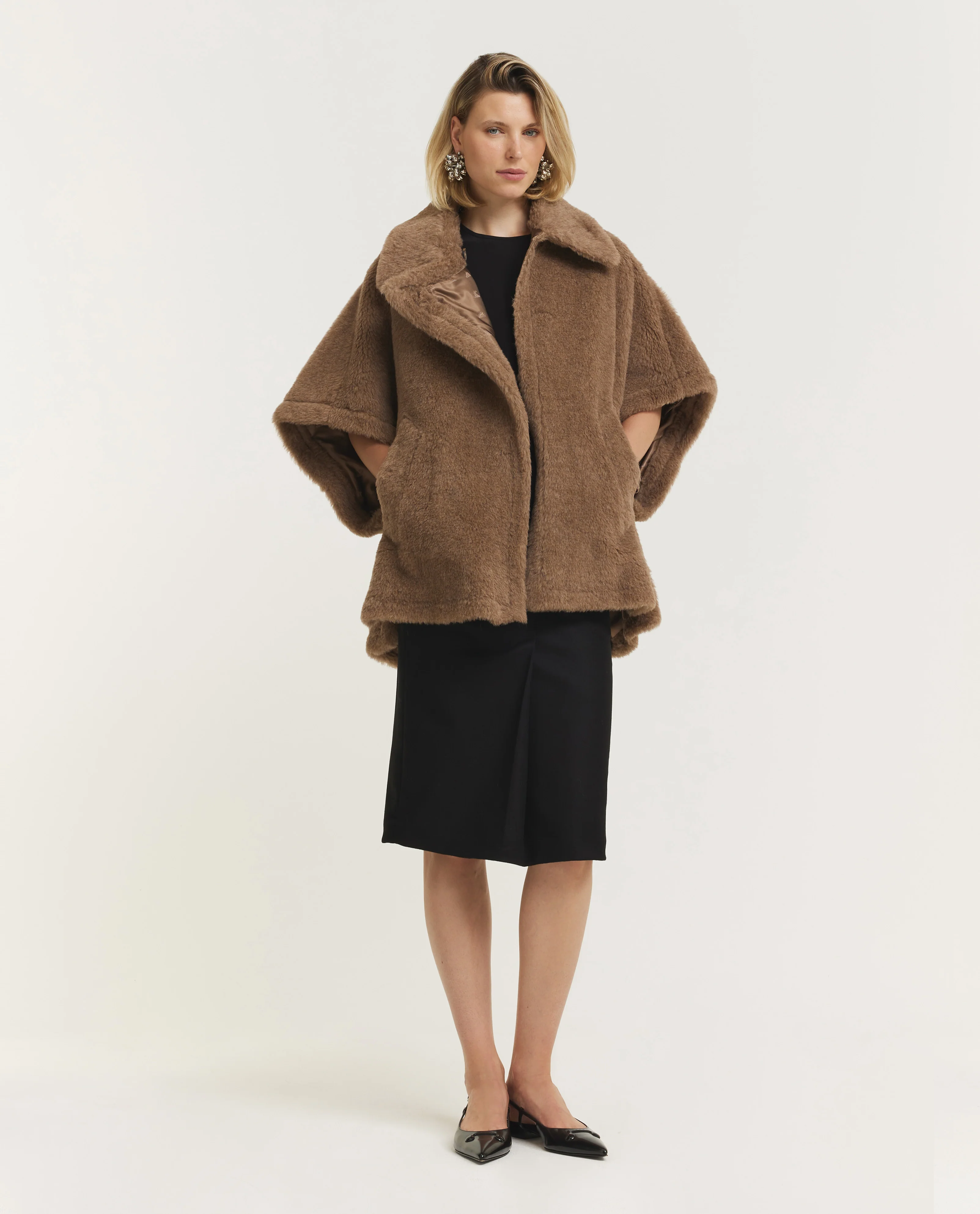 Tebe Teddy Cape - Image 3