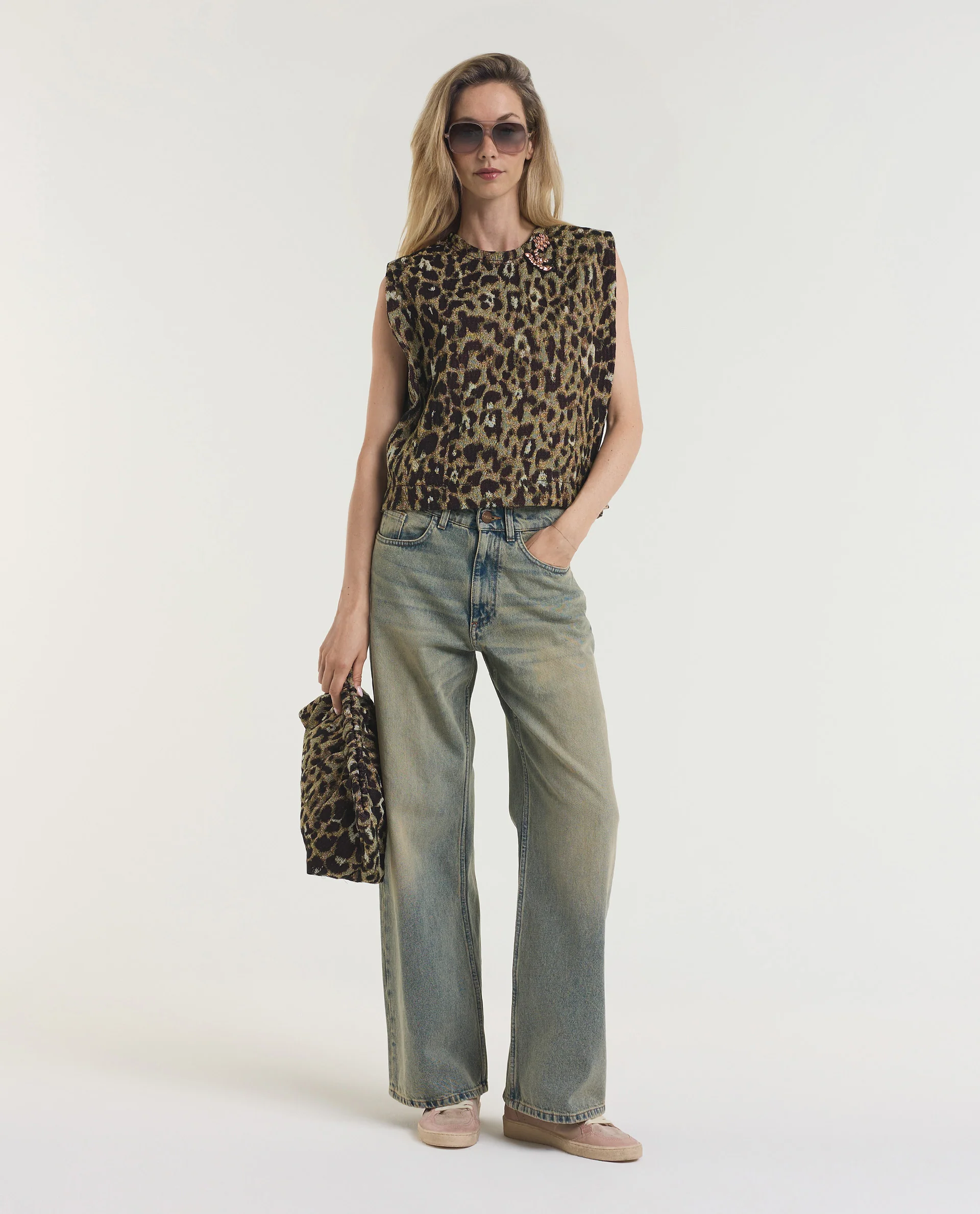 Vintage Wash Wide Leg Jeans