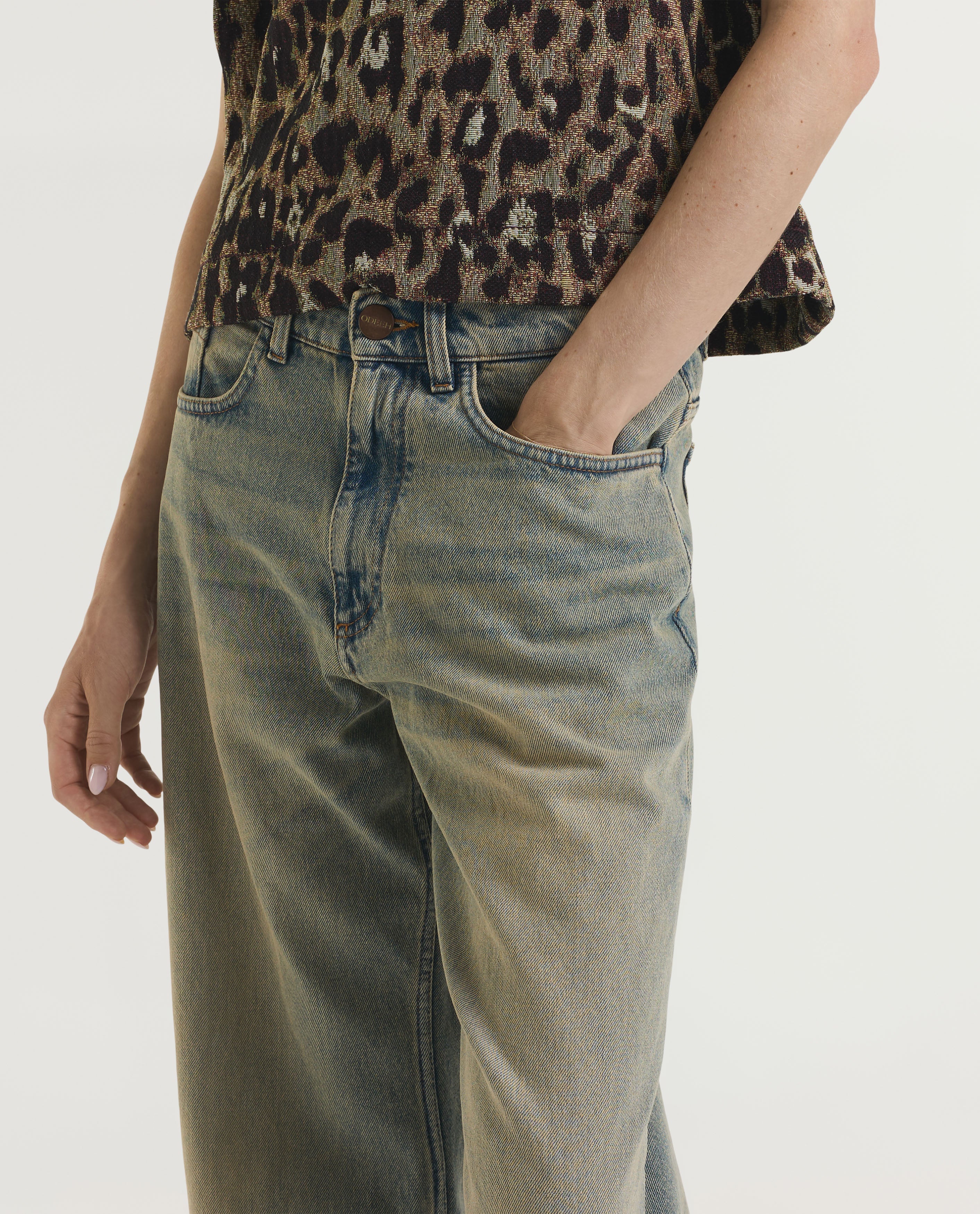 Vintage Wash Wide Leg Jeans - Image 5
