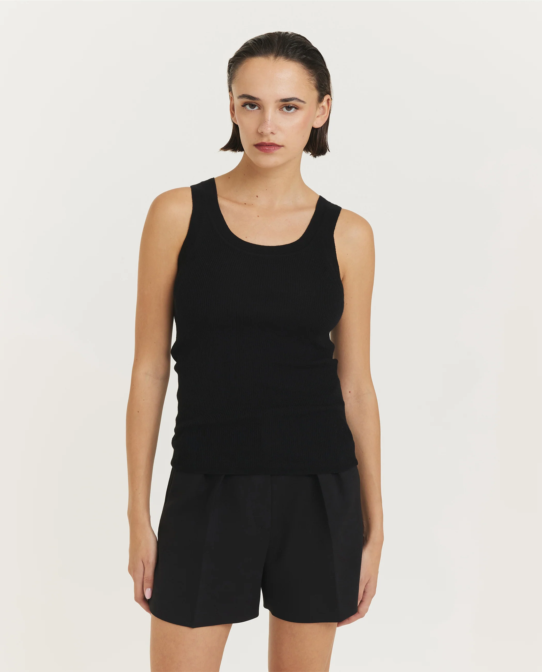 Wollen Eliadi top